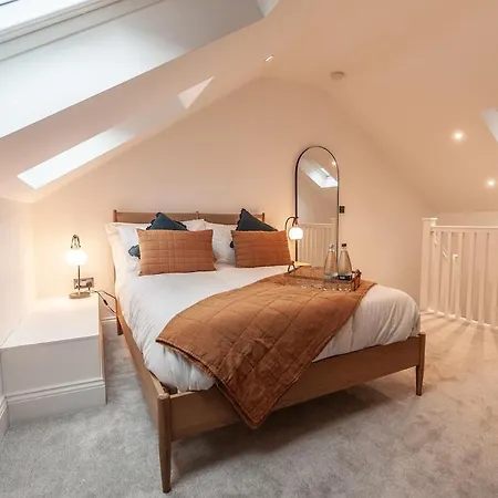 Modern, New 1 Bed Flat, Free Wi-fi, Free Parking York